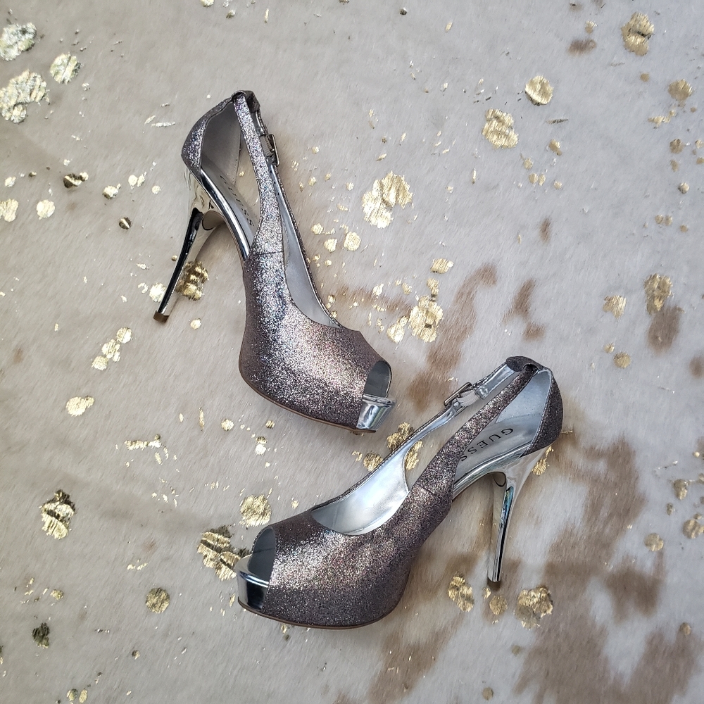 NEW Guess 7.5 Sparkle Silver Heels Multi Color